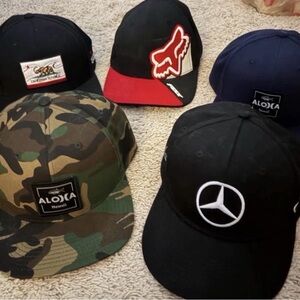 Men’s hat lot - all SnapBack besides Fox is fitted L/XL - Great condition